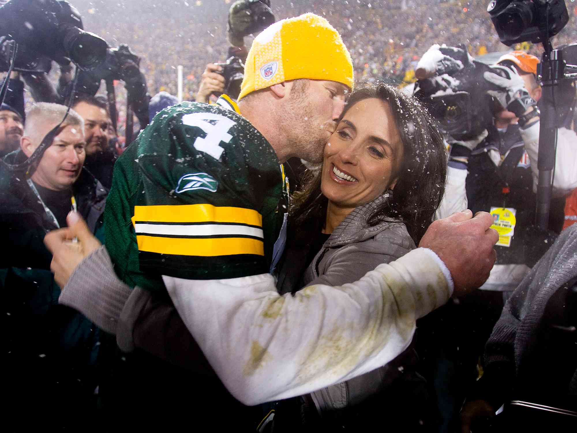 Brett Favre and Deanna Favre after the second half of an NFL divisional football playoff game on Jan. 12, 2008. 