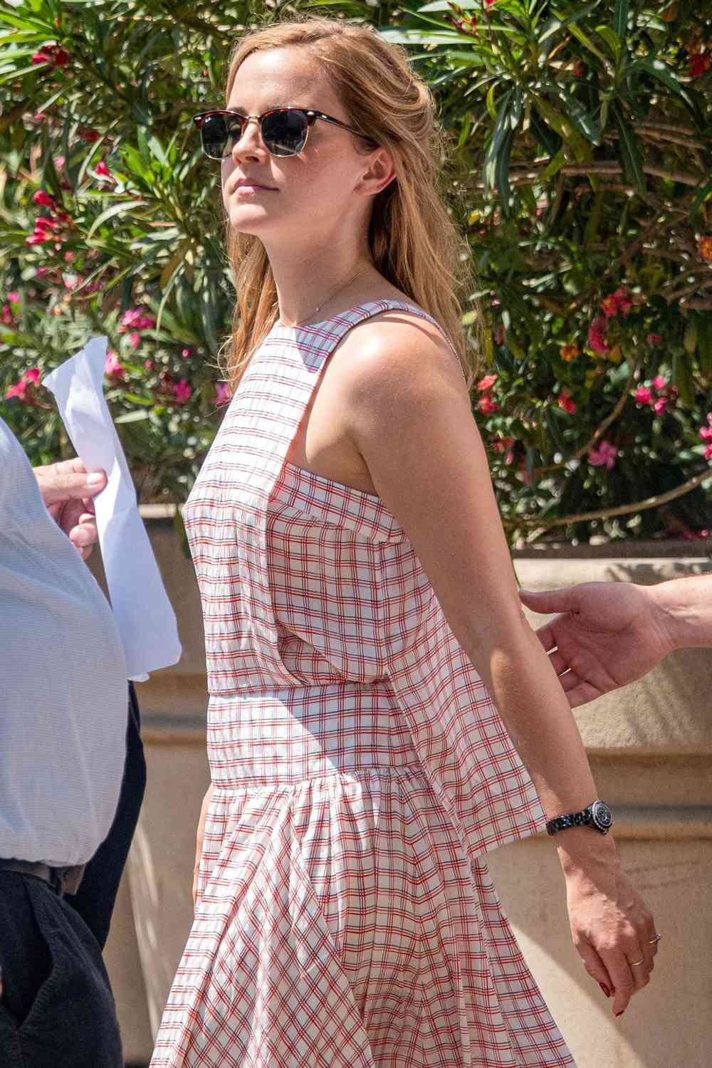 Emma Watson was seen having lunch on the terrace of La BiÃ¨rerie By Brasserie Du Casino before taking a stroll along the 