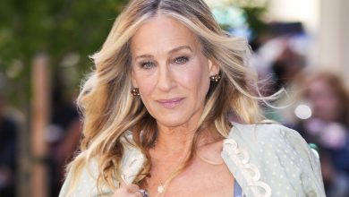 Carrie Bradshaw (I Mean, Sarah Jessica Parker) Just Posted This TikTok-Viral Lip Product on Her IG