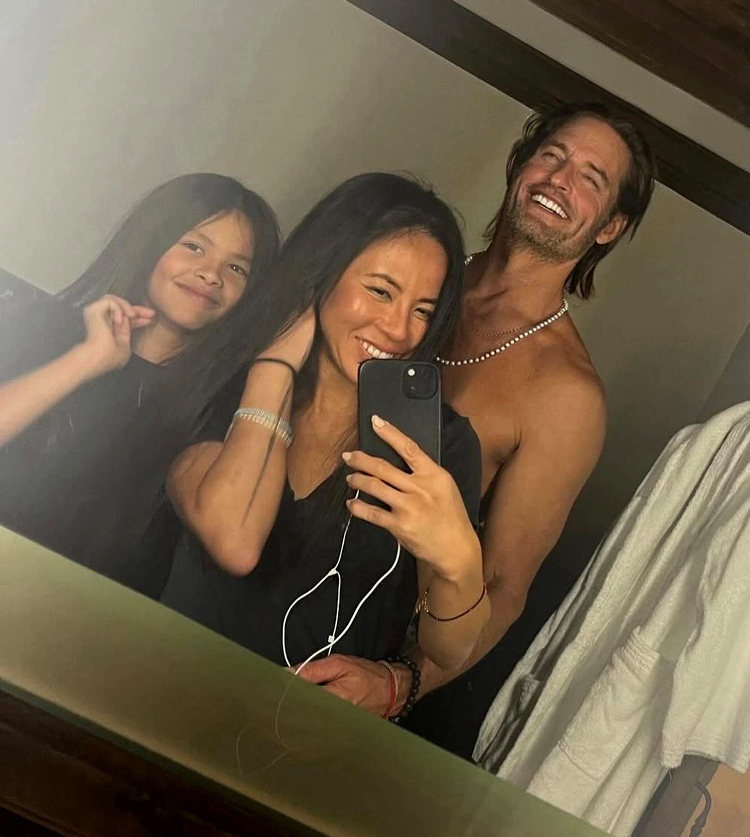 Josh Holloway, Hunter Holloway and Yessica Holloway