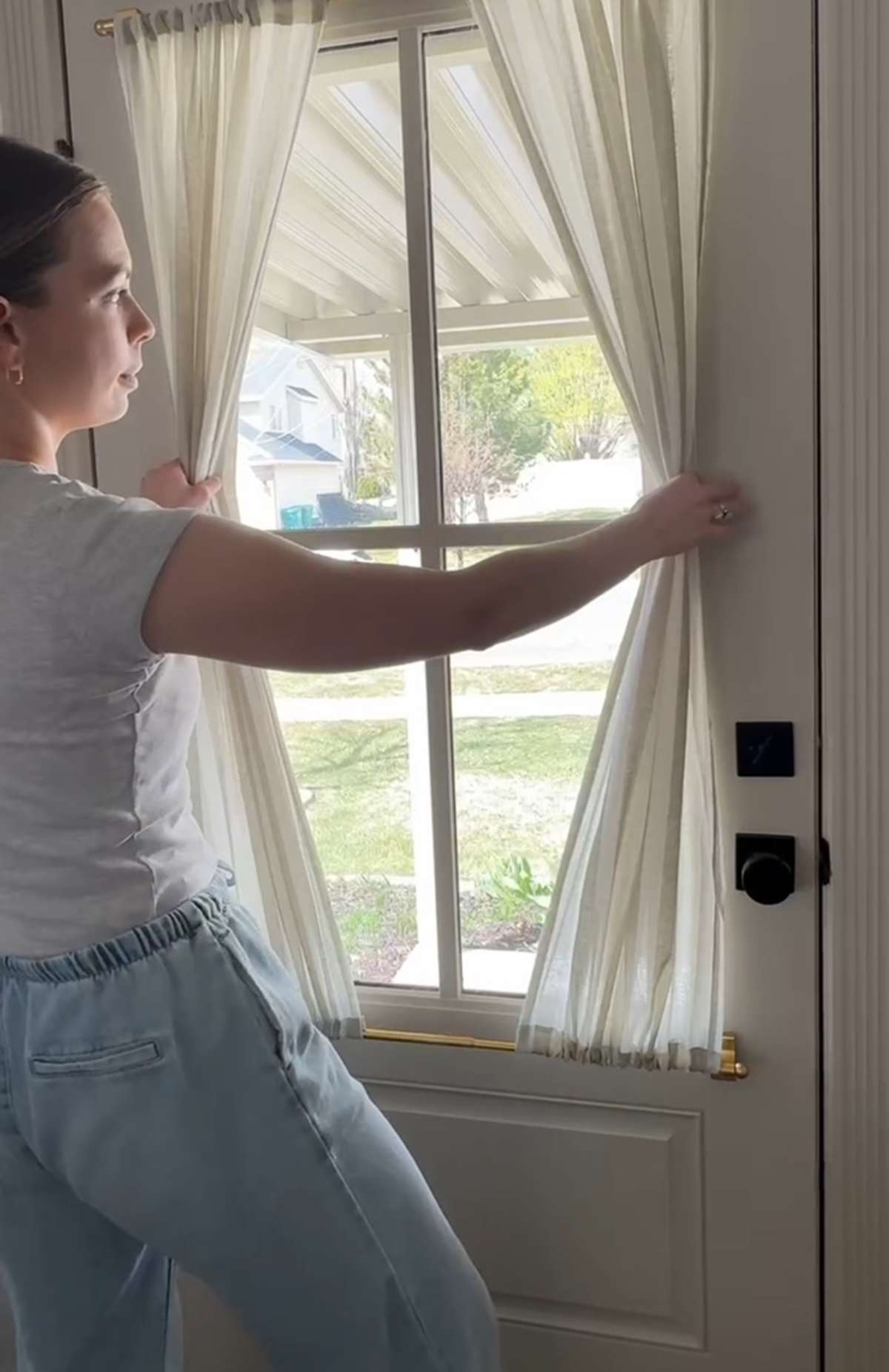 Woman Creates 'Martha Stewart Bootcamp' For Her House Projects, Goes Viral 