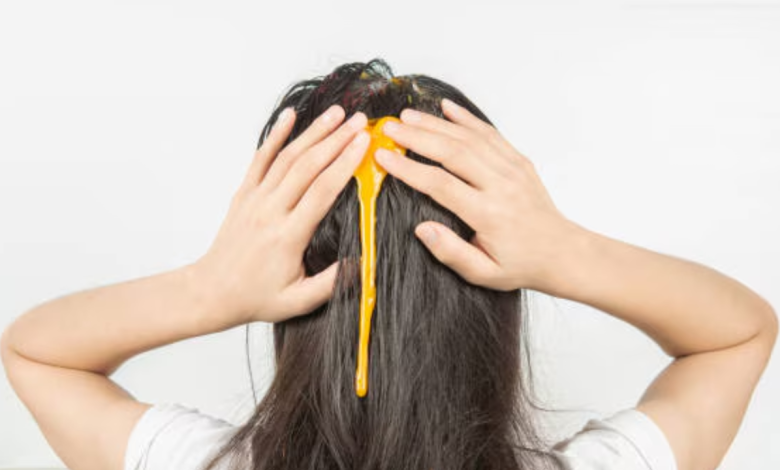 Enjoy lustrous and carefree locks with this homemade egg oil mask