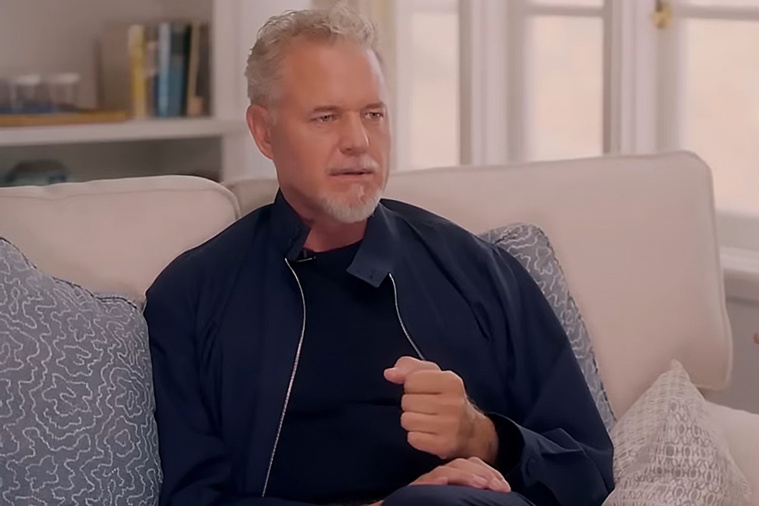 Eric Dane reveals he has '1 functioning arm' after ALS diagnosis in new interview.