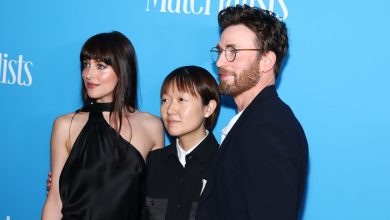 NEW YORK, NEW YORK - JUNE 07: (L-R) Dakota Johnson, Celine Song and Chris Evans attend A24