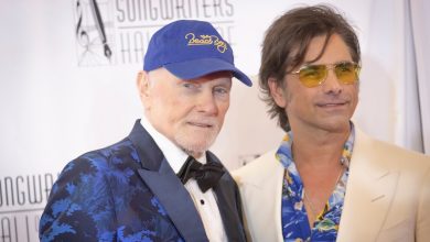 mike-love-songwriters-hall-of-fame