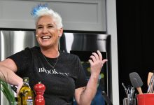 Chef Anne Burrell prepares a dish at the Food Network & Cooking Channel New York City Wine & Food Festival