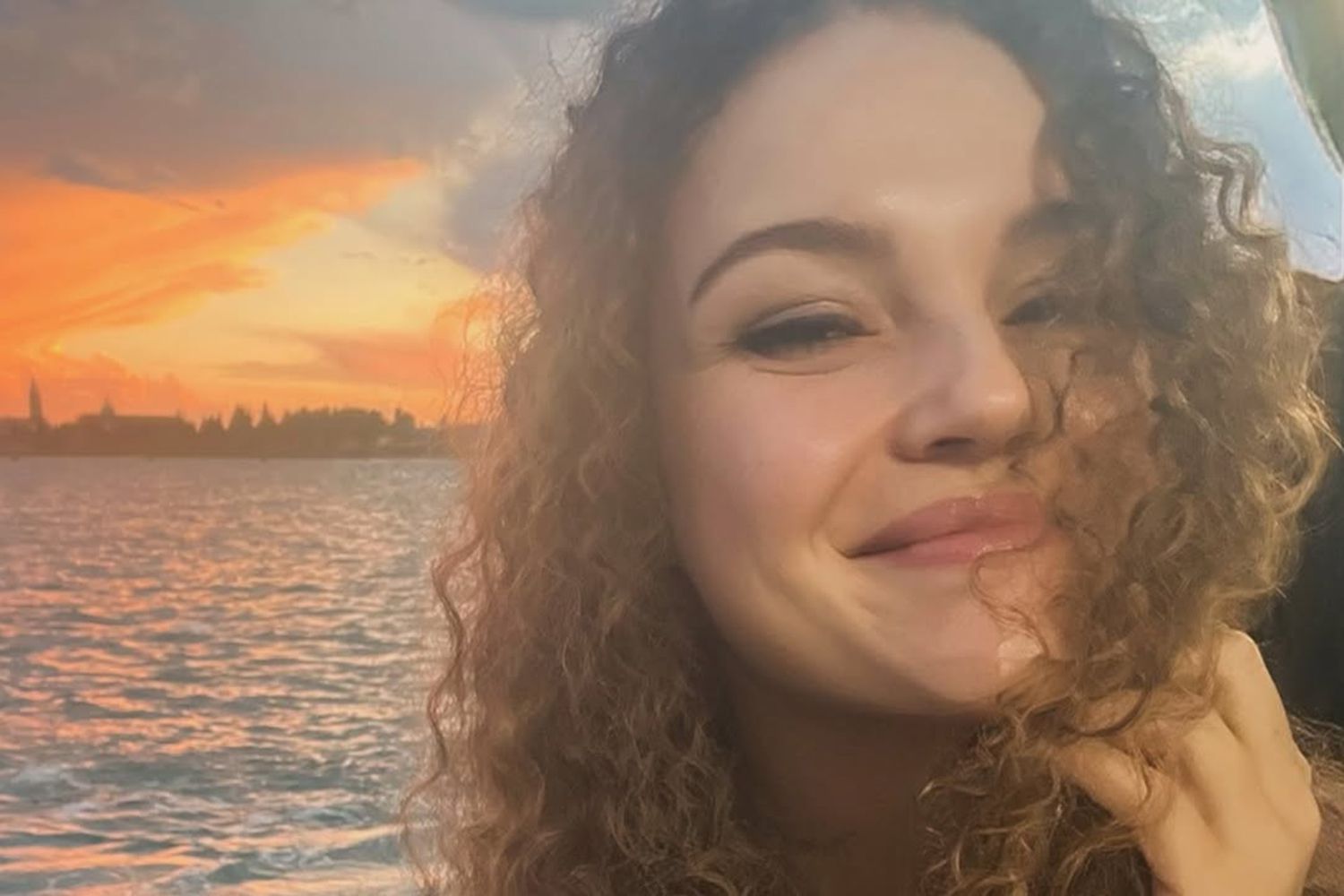 Maria Eftimova 28-Year-Old Influencer Tragically Plunges to Her Death After Falling from a 65-Foot Cliff 