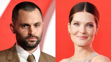 Penn Badgley and Meghann Fahy