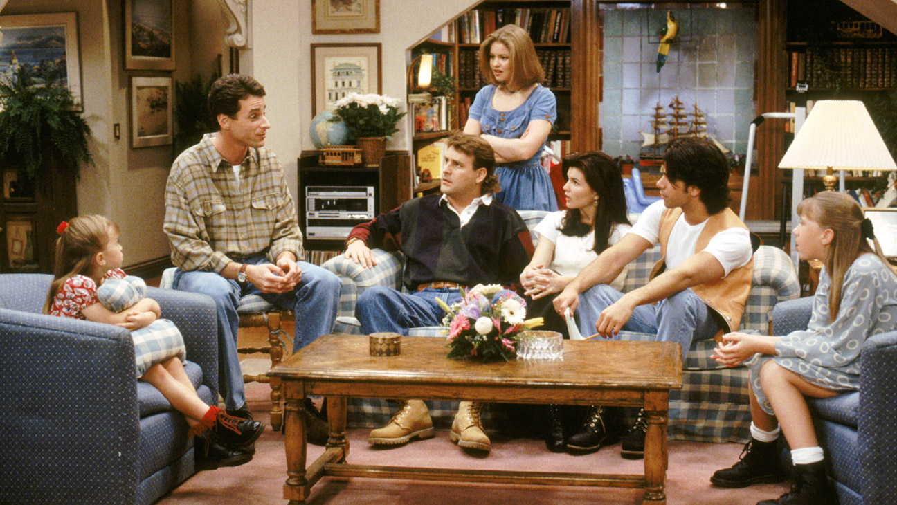 Full House, Mary Kate Ashley Olsen, Bob Saget, Dave Coulier, Candace Cameron, Lori Loughlin, John Stamos, Jodie Sweetin, 1987-1995