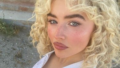 Sabrina Carpenter's Throwback Manicure Is the Stylish Summer Nail Inspo I Didn't See Coming