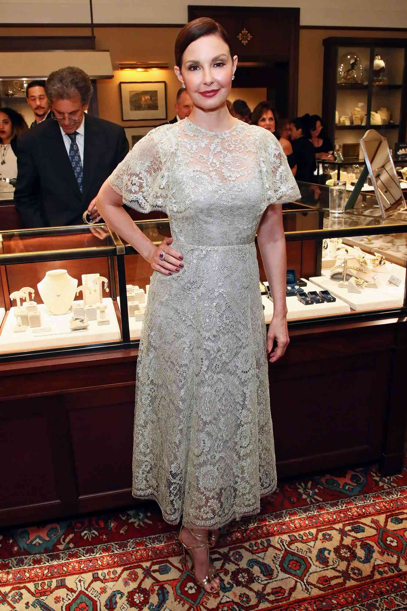 Ashley Judd attends the Changemaker Meet and Greet cocktail reception at Betteridge Jeweler during the Greenwich Film Festival in Connecticut on May 31, 2018