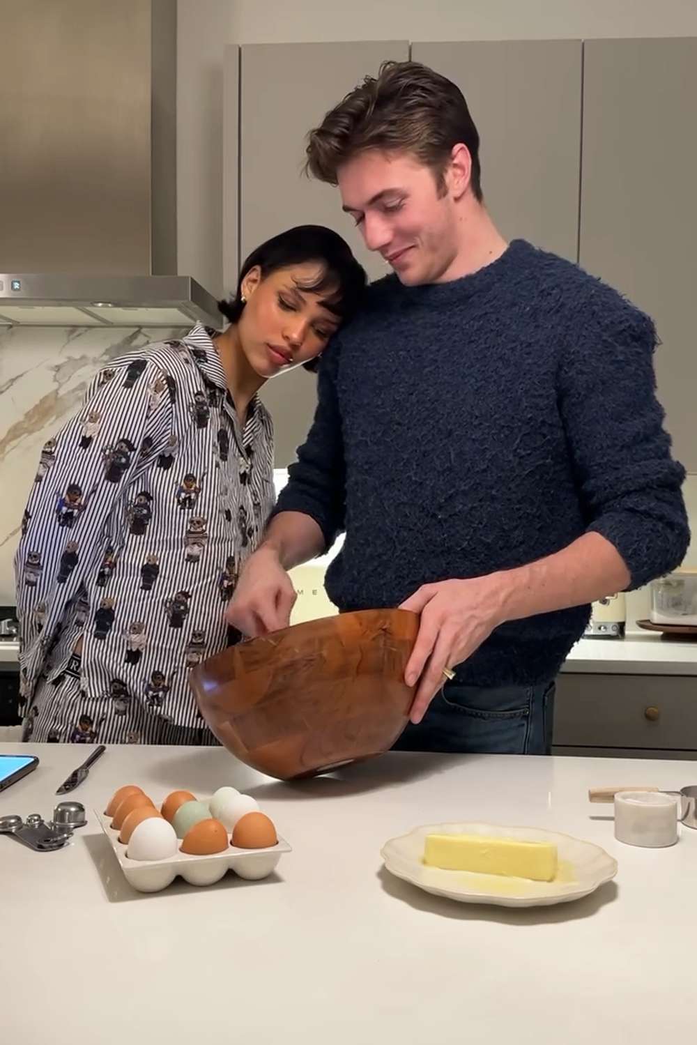 Nara Smith and husband Lucky Blue Smith bake together in March 2024.