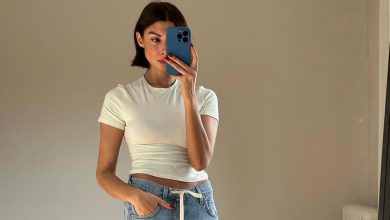 This Summer Denim Trend Is the Opposite of Skinny Jeans, and I'm Seeing It Everywhere