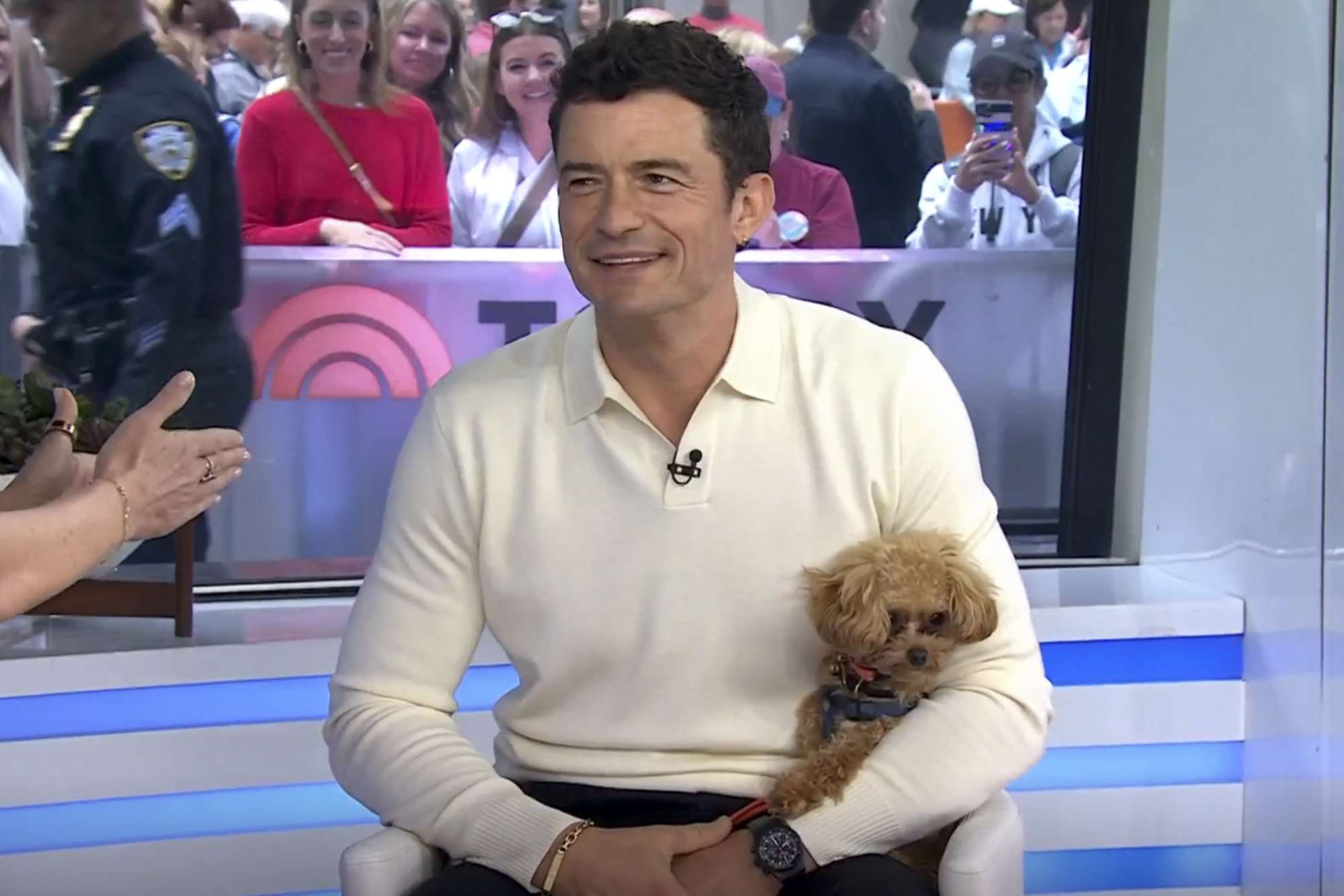 Orlando Blooms Dog Biggie Smalls Interrupts His Today Show Interview