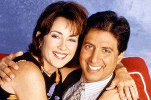 Everybody Loves Raymond. A CBS television family sitcom. Premiere episode September 13, 1996. From left is Patricia Heaton (as Debra Barone) and Ray Romano (as Ray Barone)