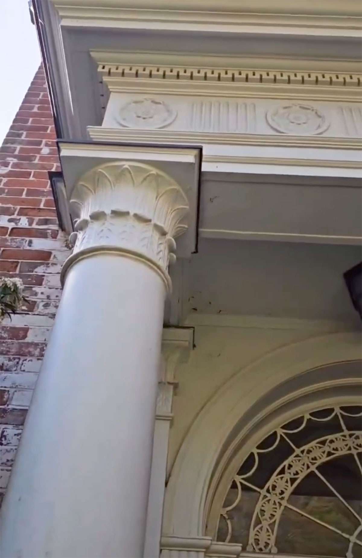 Richard Gere's Former Connecticut Home Is Being Stripped From the Inside Out Ahead of Demolition 