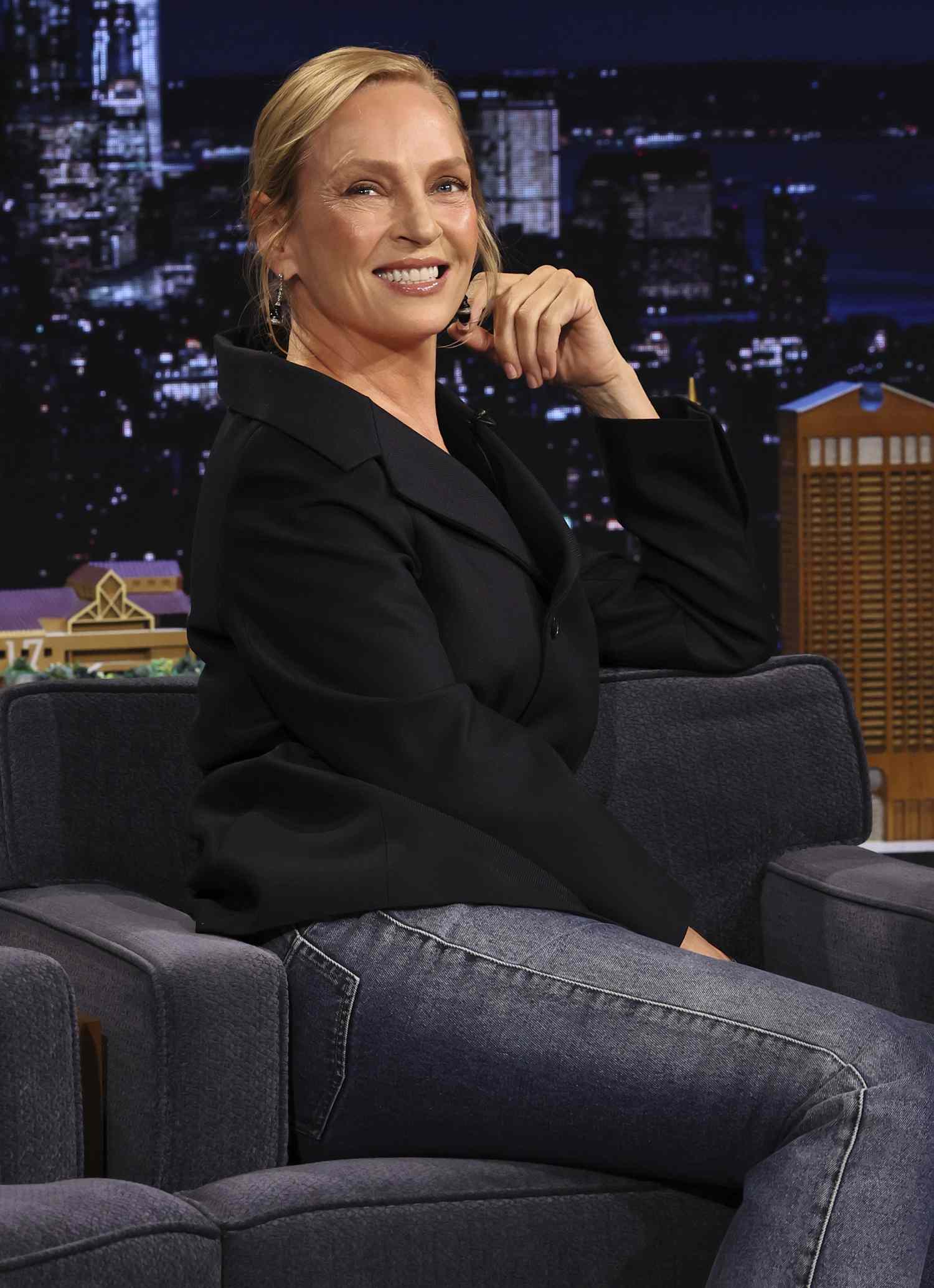 Uma Thurman during an interview on THE TONIGHT SHOW STARRING JIMMY FALLON