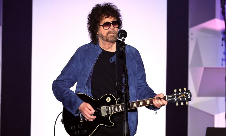 NEW YORK, NEW YORK - JUNE 15: Jeff Lynne performs onstage at the 2023 Songwriters Hall of Fame Induction and Awards Gala at the New York Marriott Marquis on June 15, 2023 in New York City. (Photo by Theo Wargo/Getty Images for Songwriters Hall of Fame)