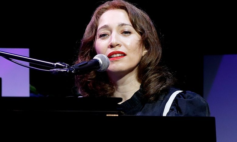 Regina Spektor to Pro-Palestine Protesters at Her Concert: “You’re Just Yelling at a Jew”