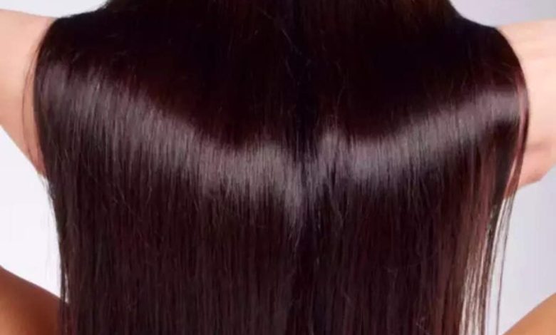 This 8 ingredient hair oil can give you thick black hair