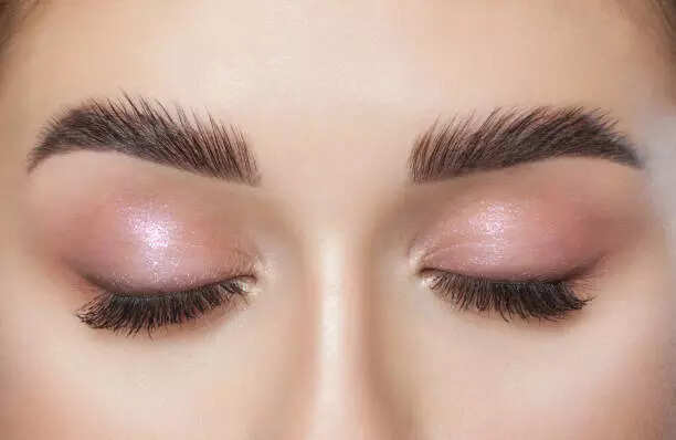 5 eyebrow growth oils that truly work and give quick results