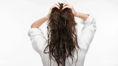 How to properly wash your hair post-oiling