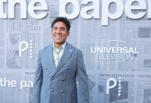 Oscar Nunez attends Universal Television