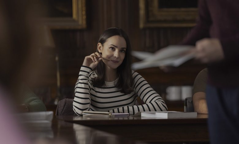 Sofia Carson as Anna in My Oxford Year.