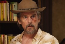 Ethan Hawke Is Onto a Big Story in FX’s ‘The Lowdown’ Trailer