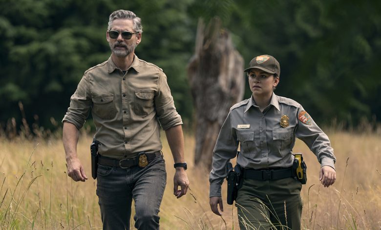(L to R) Eric Bana as Kyle Turner, Lily Santiago as Naya Vasquez in episode 102 of Untamed.