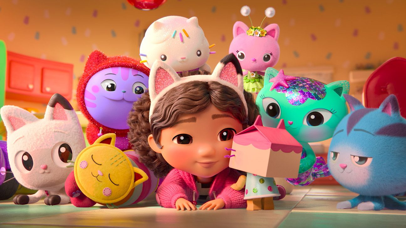 (from left) Carlita (Carla Tassara), Refrigerator (Fortune Feimster), Pandy Paws (Logan Bailey), Pillow Cat (Sainty Nelsen), Daniel James ‘DJ’ Catnip (Eduardo Franco), Cakey Cat (Juliet Donenfeld), Gabby (Laila Lockhart Kraner), Kitty Fairy (Tara Strong), Baby Box Cat (Maggie Lowe), MerCat (Secunda Wood) and CatRat (Donovan Patton) in DreamWorks Animation’s Gabby’s Dollhouse: The Movie, directed by Ryan Crego.