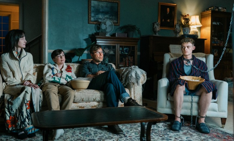 'Good Boy'
Hanway FilmsShare on Facebook
...