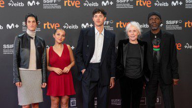 Tom Blyth, Mia McKenna-Bruce Join Claire Denis in San Sebastian for European Premiere of ‘The Fence’