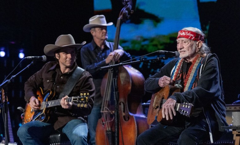 Bob Dylan, Willie Nelson Headline Farm Aid 40: Here’s How to Stream the Show Online