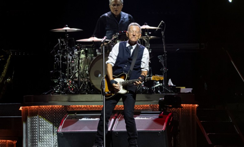 Bruce Springsteen Gives Performance, Symposium For 50 Years of ‘Born to Run’