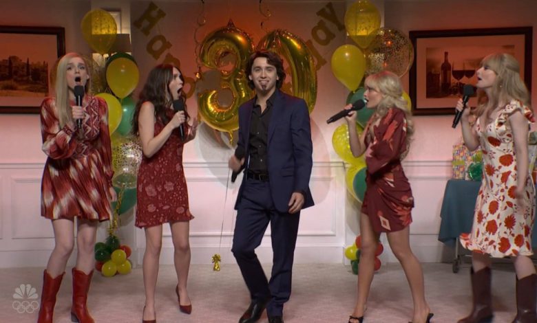 ‘Saturday Night Live’ Domingo Sketch Returns as Sabrina Carpenter Addresses ‘Man’s Best Friend’ Album Cover Art Controversy