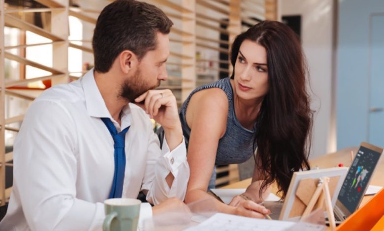 12 Amusing Signs Your Boss Secretly Likes You