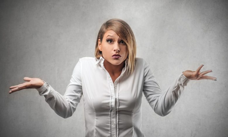 15 Terrible Signs Of A Bad Woman
