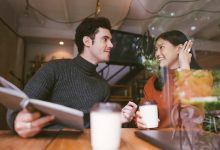 20 Common Signs A Female Friend Has Feelings For You