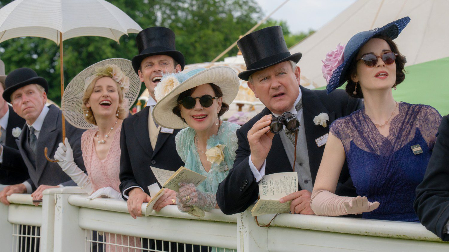 Laura Carmichael, Harry Hadden-Paton, Elizabeth McGovern, Hugh Bonneville and Michelle Dockery return.