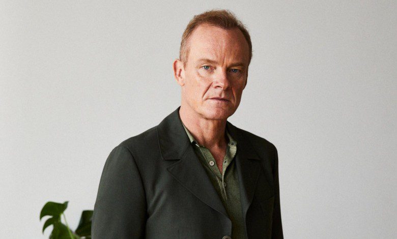 From ‘Sex Education’ to Shakespeare: Alistair Petrie Finds the Heart in Every Villain