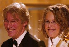 Actor Richard Gere (left) and Winner of Best Performance by an Actress in a Comedy or Musical Diane Keaton on stage at the 61st Annual Golden Globe Awards on January 25, 2004 at the Beverly Hilton Hotel, in Beverly Hills, California.