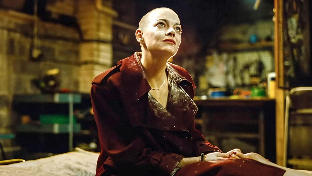 Bugonia, Emma Stone, 2025.