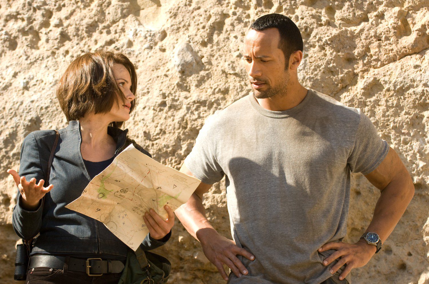 Carla Gugino and Dwayne Johnson in 'Race to Witch Mountain'