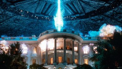 Bill Clinton Ran Out of Independence Day After White House Blew Up
