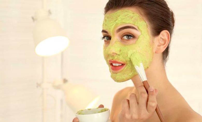 Try these 6 home remedies to get rid of those pesky acne scars naturally