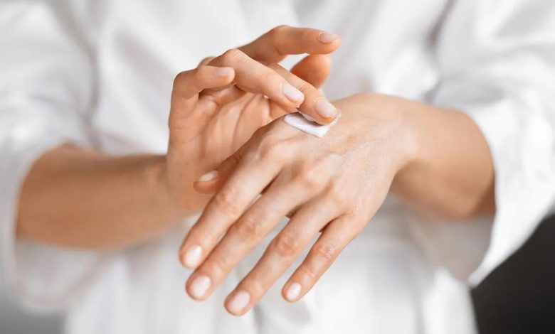 How To Make Your Hands Look Younger