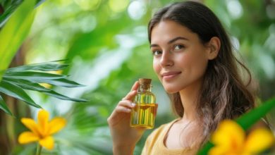 7 benefits of Jojoba oil for skin and how to make the most of it