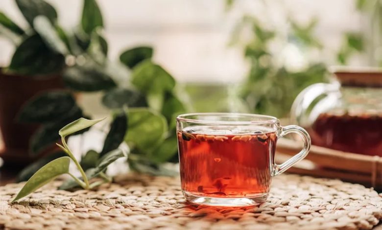 6 Teas Proven to Naturally Lower Blood Pressure and Improve Heart Health