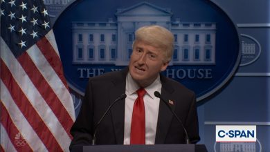 ‘Saturday Night Live’ Holds Press Briefing Where Trump Declares He “Barely Knew” Epstein